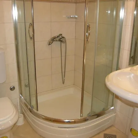 Ferienwohnung Fuer 3 Personen Ca 45 Qm In Baska, Kvarner Bucht Krk Lägenhet *