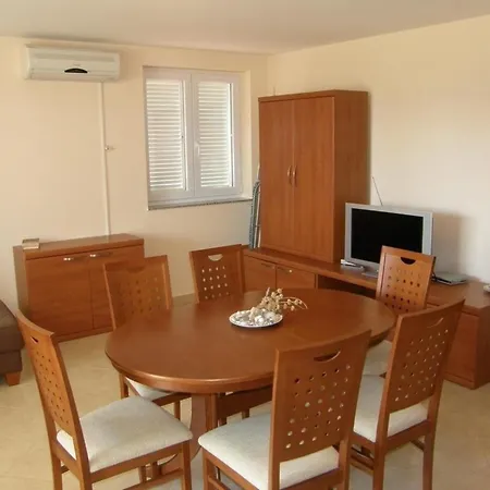 Ferienwohnung Fuer 3 Personen Ca 45 Qm In Baska, Kvarner Bucht Krk Baška